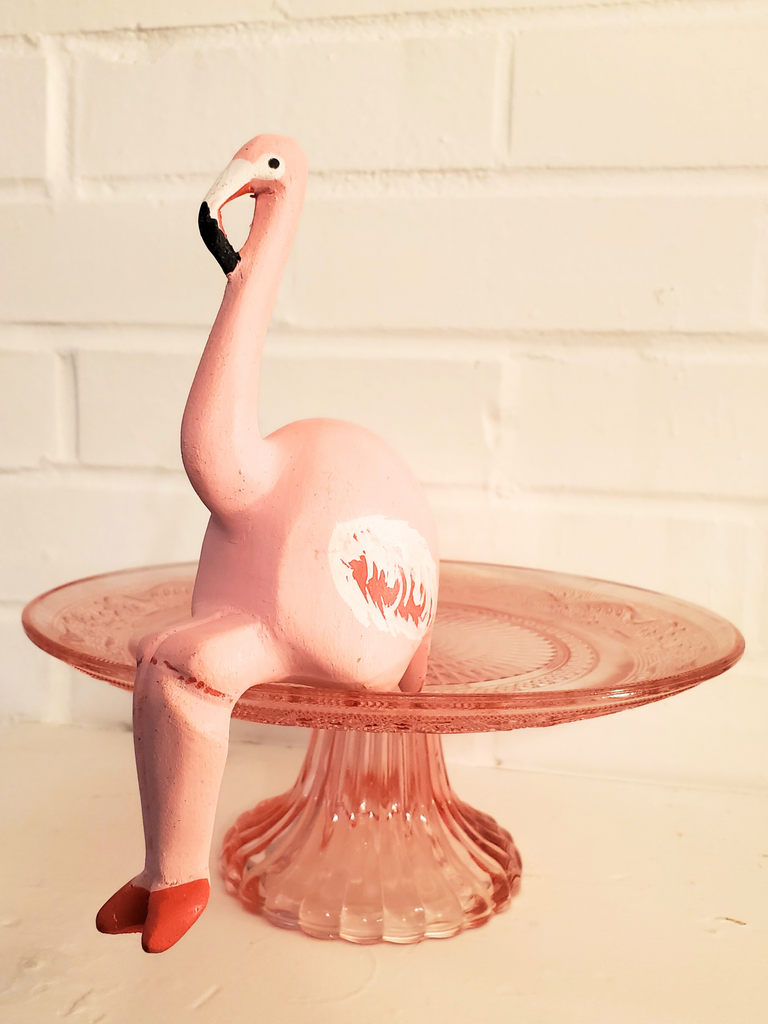 LIMITED EDITION! Sitting Flamingo Shelf Decor - Welljourn