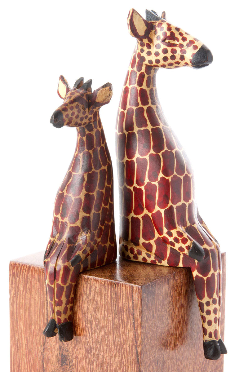 Kenyan Jacaranda Ledge Lounger Giraffe (2 sizes) – Welljourn