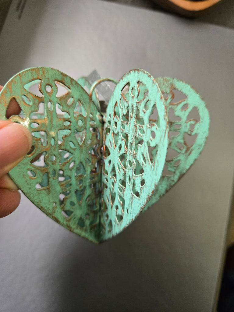 Patina Metal Pattern Spinning Heart Ornament - Welljourn