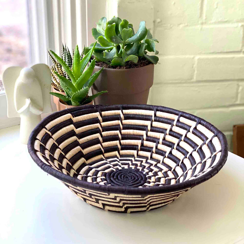 Woven Sisal Basket | Black & White Pattern | Artisan made in Kenya - Welljourn