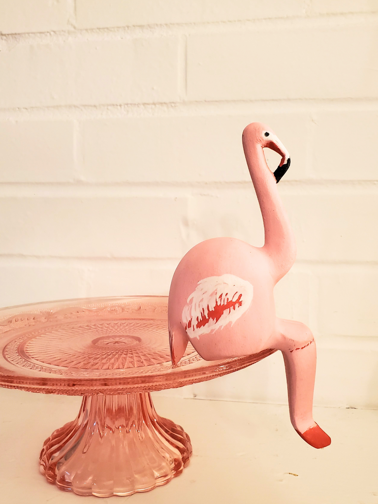 LIMITED EDITION! Sitting Flamingo Shelf Decor - Welljourn