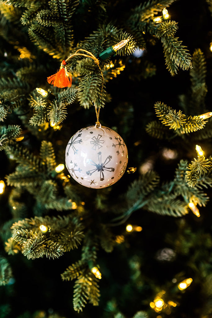 Silver Snowflakes Ball | Handpainted Ornament - Welljourn