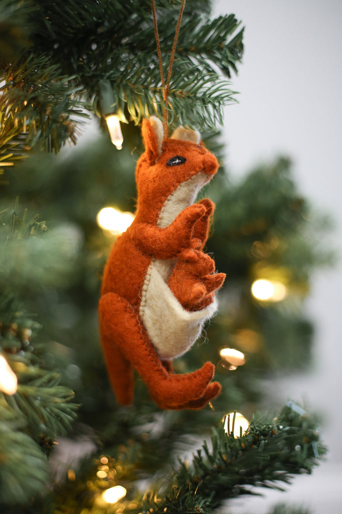 Kangaroo Mom and Baby Felt Holiday Ornament - Welljourn